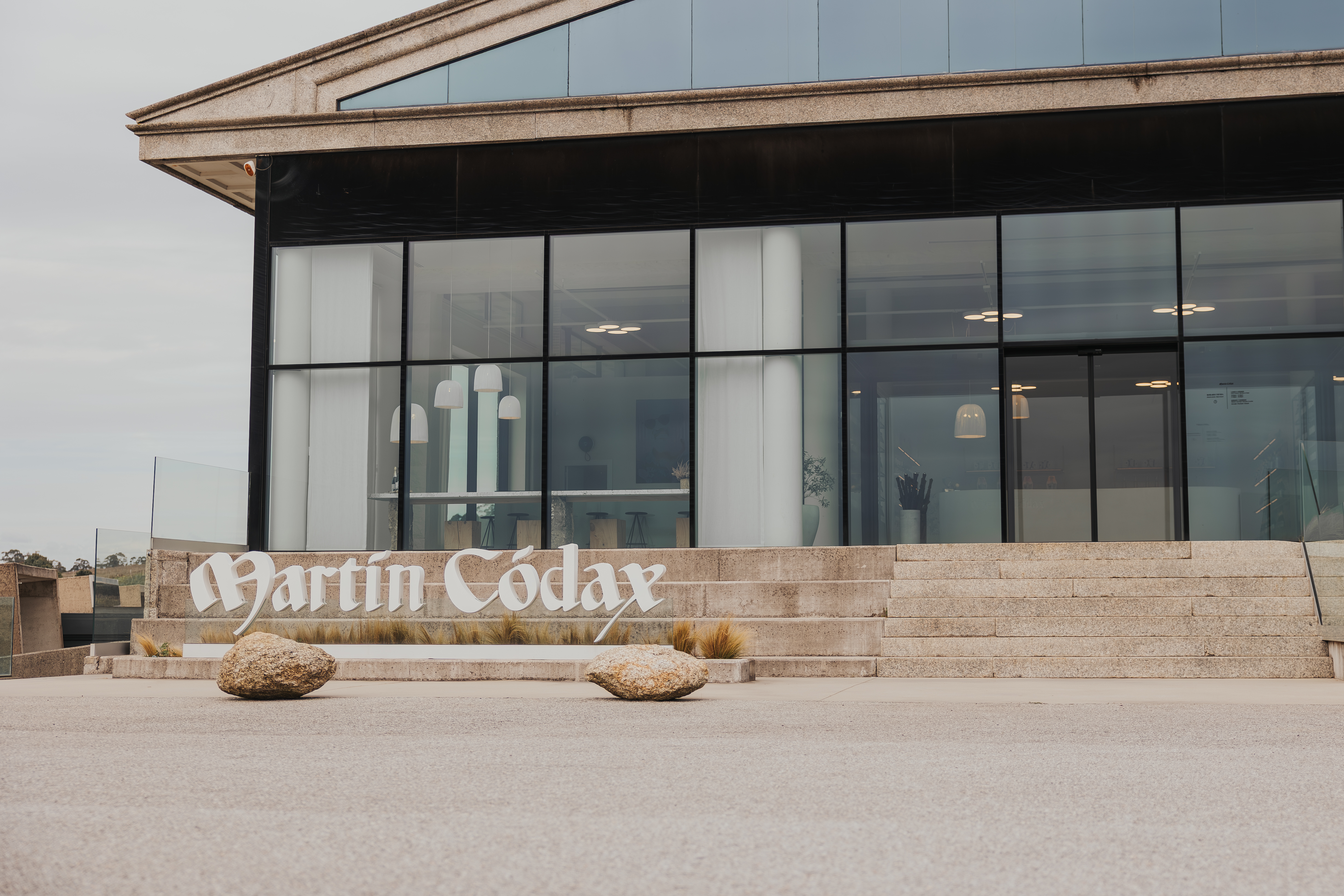 BODEGAS MARTÍN CÓDAX  (3)